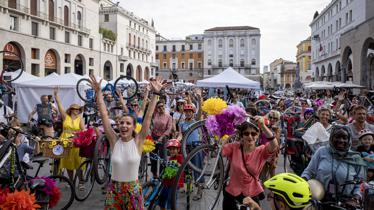 Alberto Bastianon _ Fancy Women Bike Ride _ Provincia di Brescia 